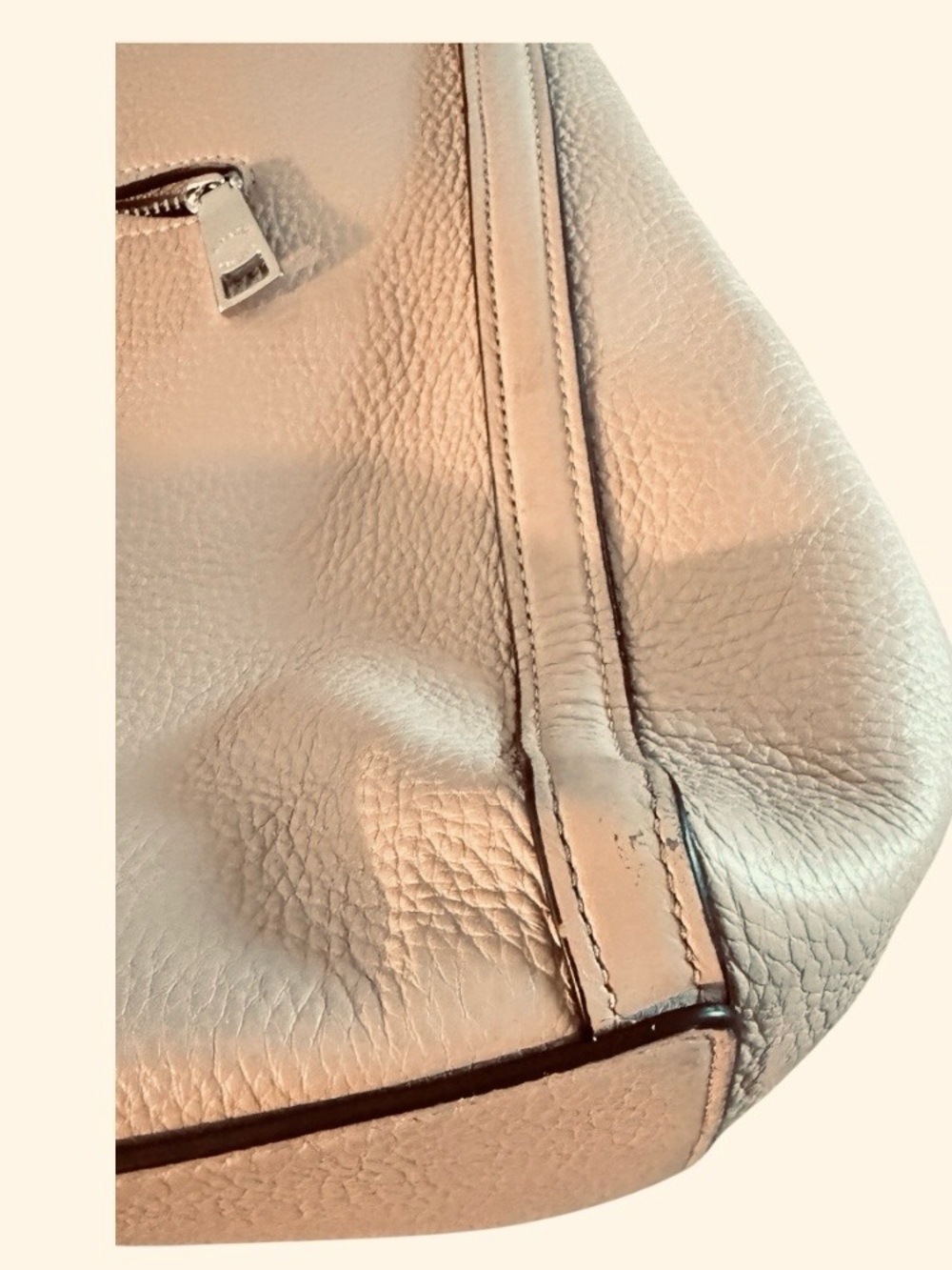 Coach Kristy pebble leather beige shoulder purse with a front zipper pocket - Picture 14 of 16